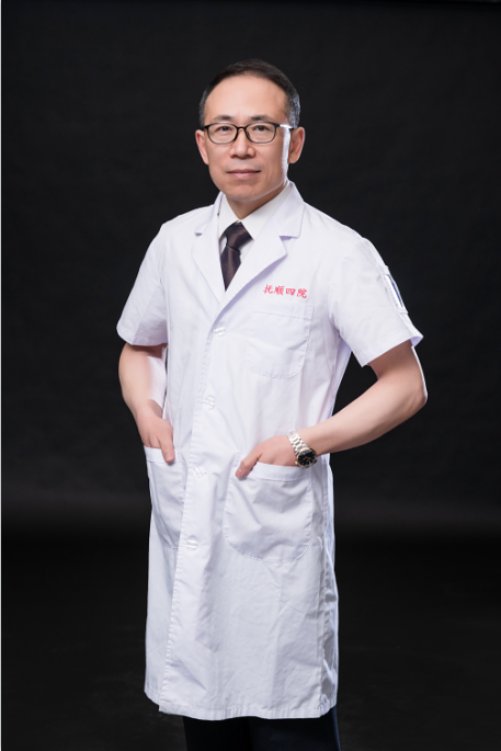 閆立輝.png